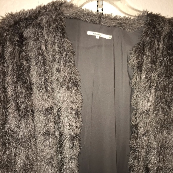 Tularosa Faux Fur Gray Jacket - Picture 6 of 8